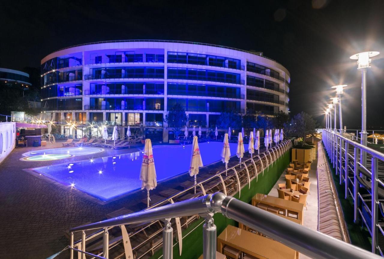 Maristella Marine Residence Odesa Exterior foto