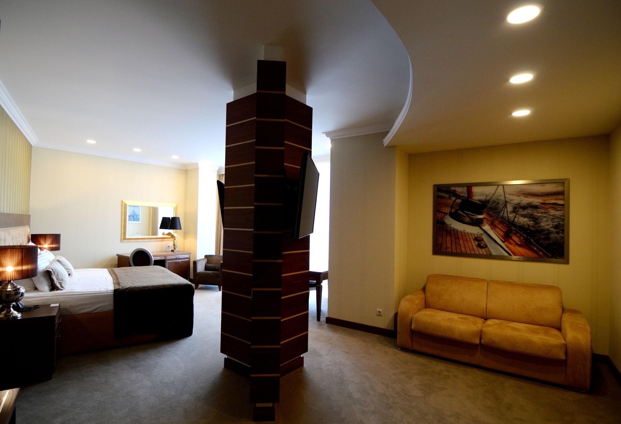 Maristella Marine Residence Odesa Exterior foto
