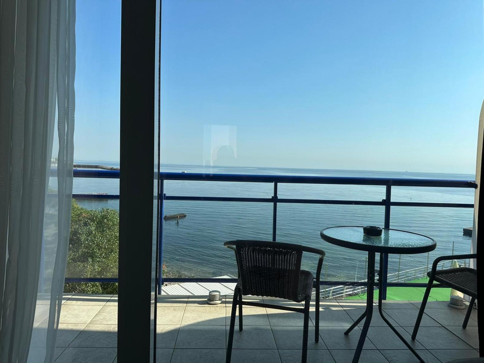 Maristella Marine Residence Odesa Exterior foto