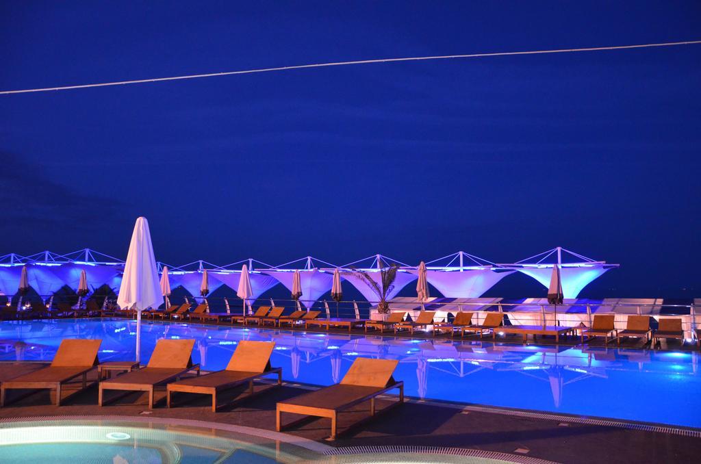 Maristella Marine Residence Odesa Exterior foto